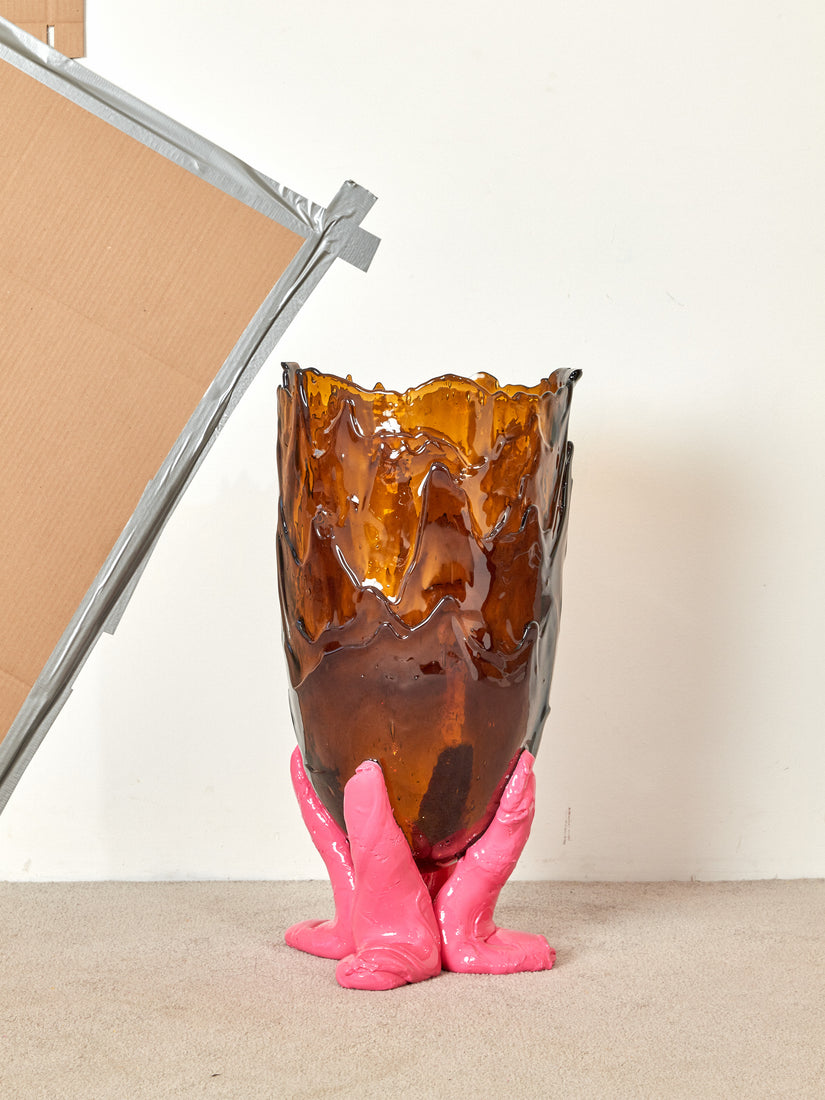 XXL Vessel by Gaetano Pesce for Fish Design in transparent brown with opaque hot pink legs.