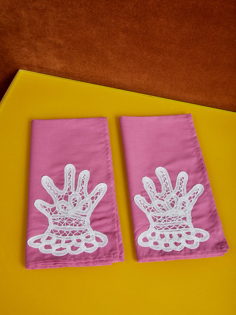 Set of 4 Dinner Napkins with Lace Appliqué Hands