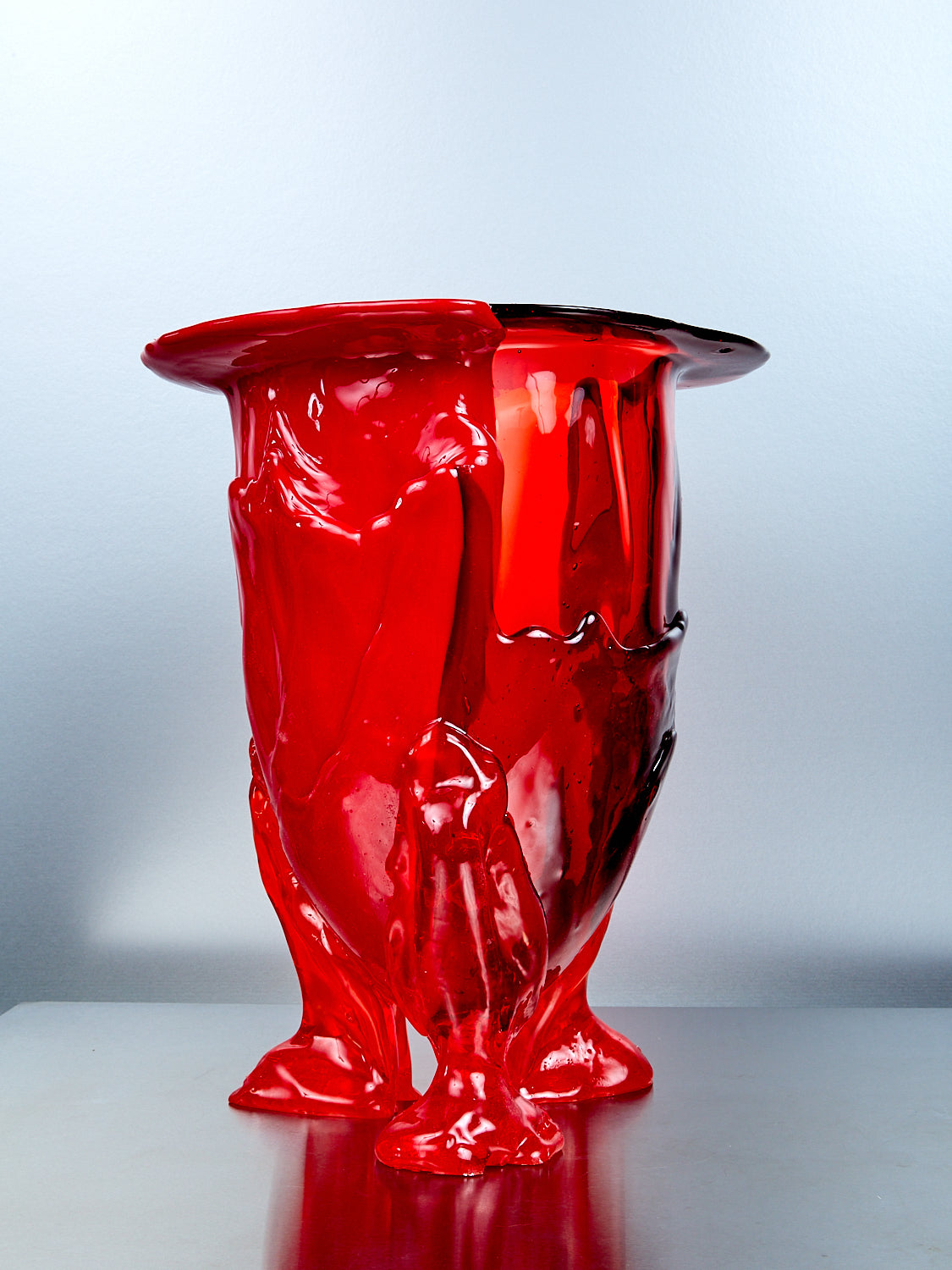 Large Amazonia Vessel in Red