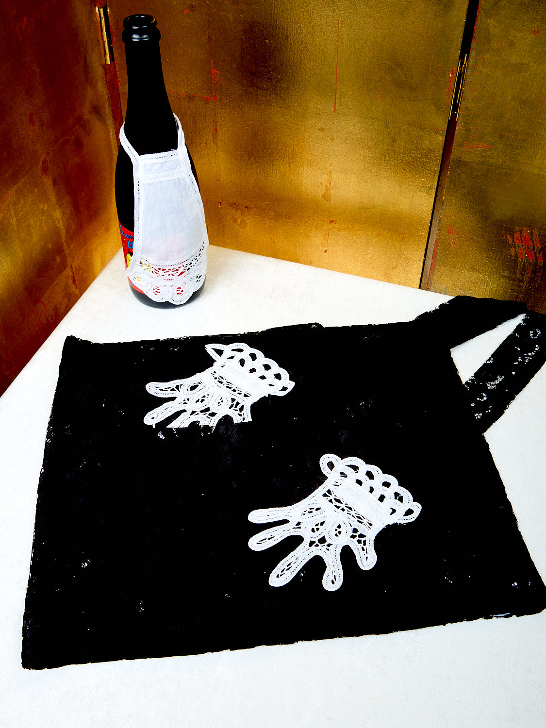 Mini Lace Hands Apron