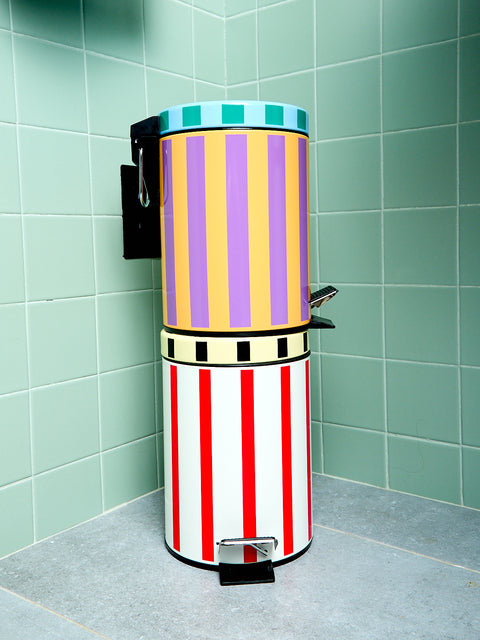 Bathroom Trash Bin