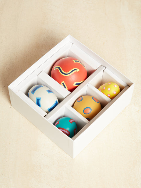Chiaozza Wall Hooks neatly placed inside their box.
