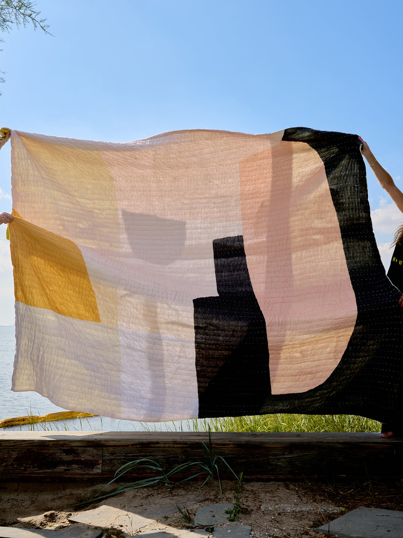 The reverse side of the Summer is a Feeling Quilt.