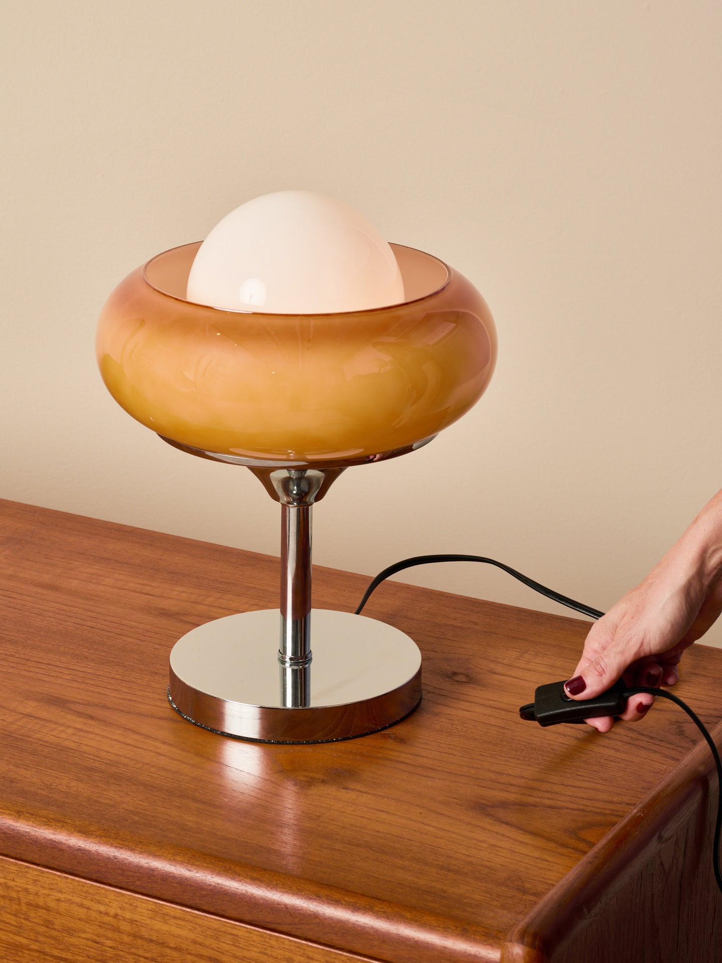 Double Globe Table Lamp