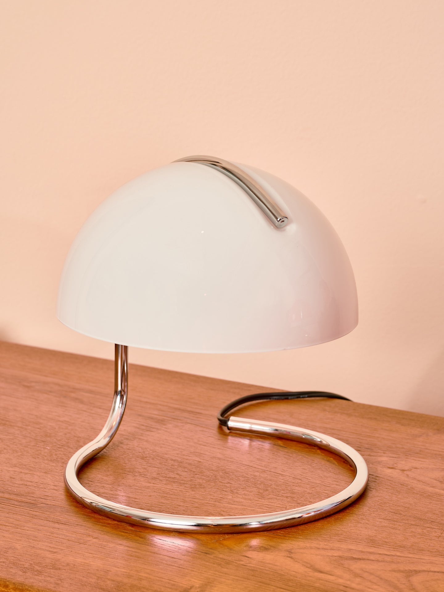 Dome Table Lamp