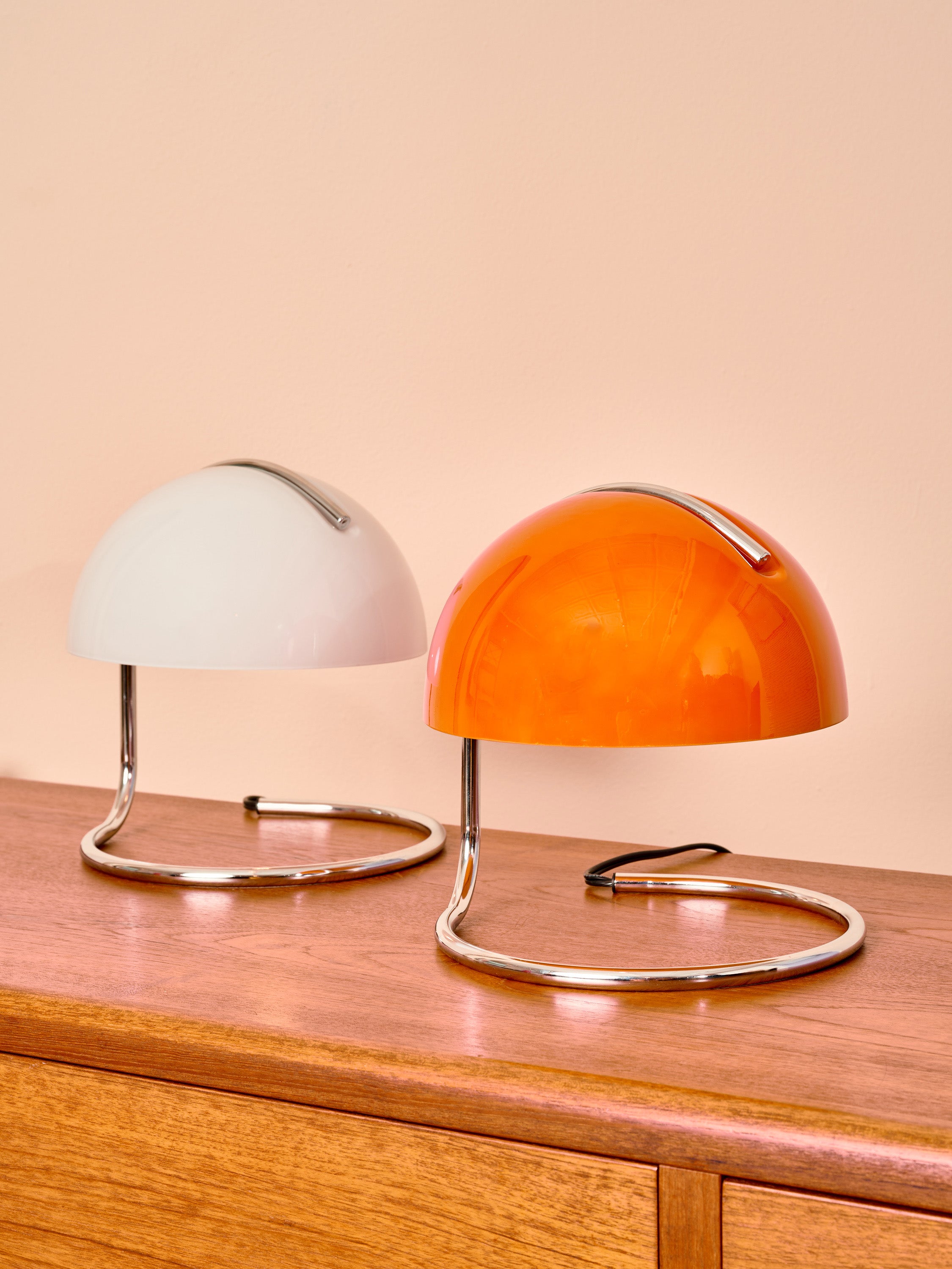 Dome Table Lamp