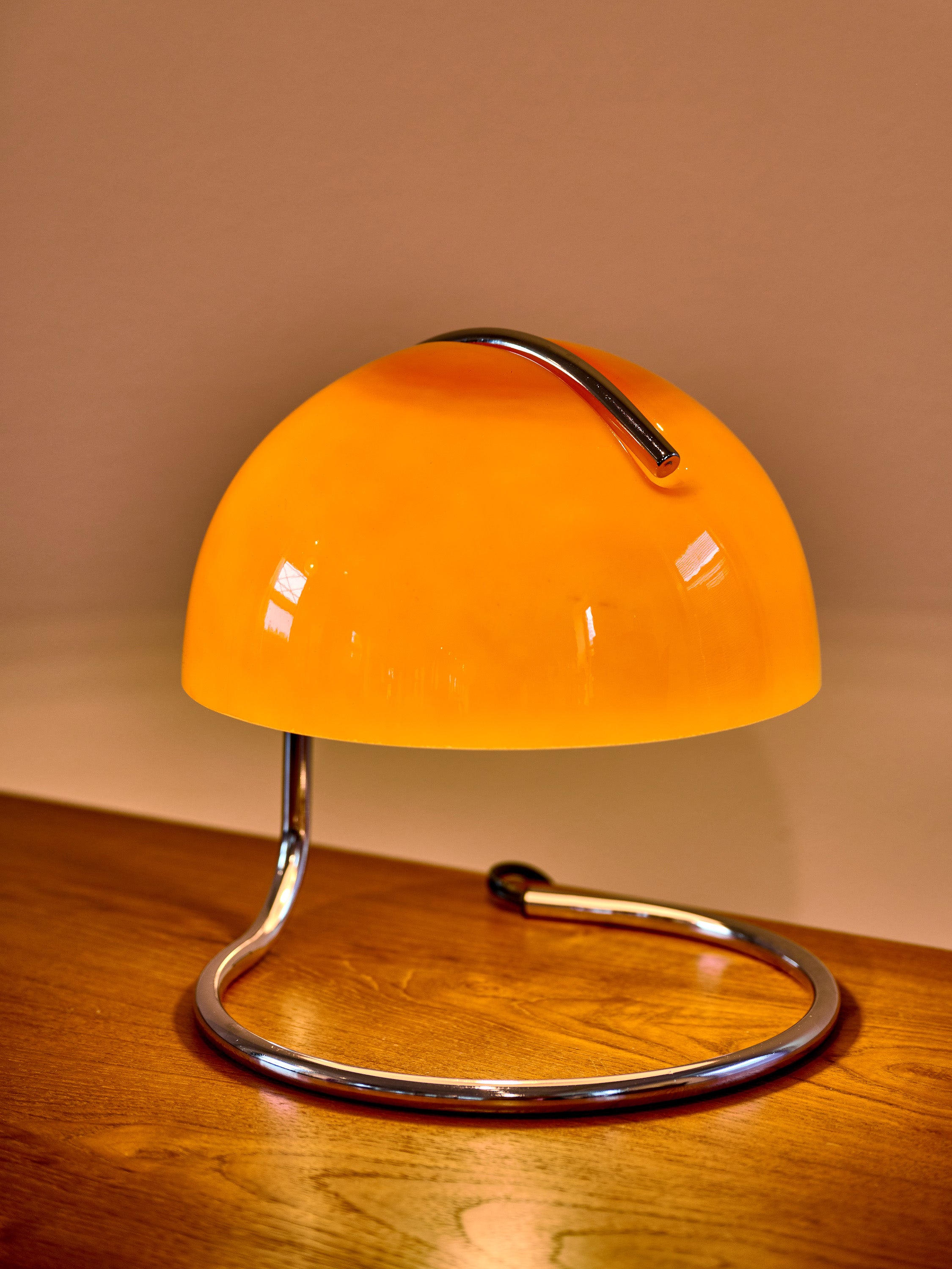 Dome Table Lamp