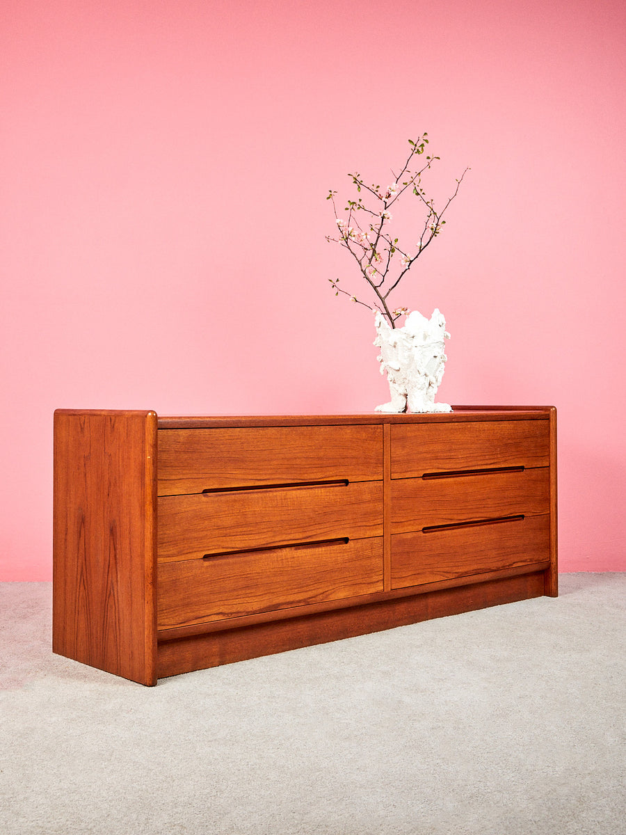 Antique Chest of Drawers: History, Styles, and Value - Paolo Moschino