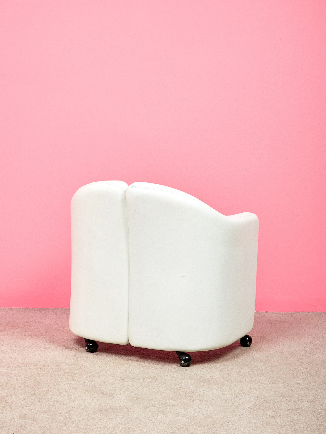 PS142 "Clamis" Armchair