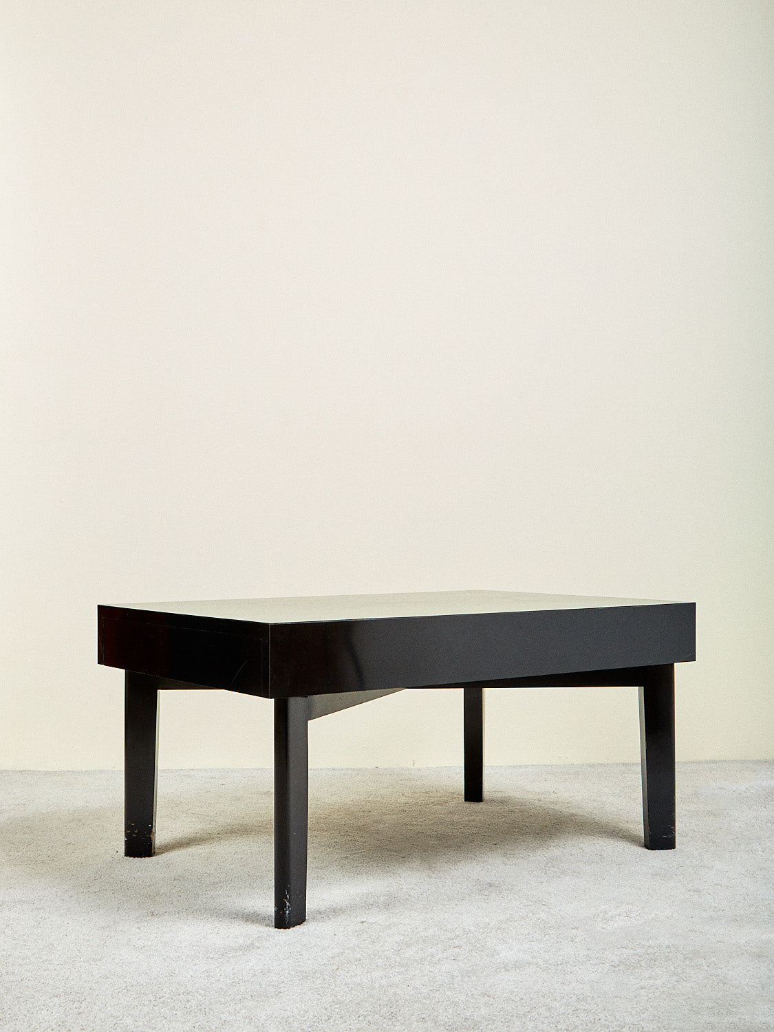 Extension Coffee Table Model 4652 by George Nelson