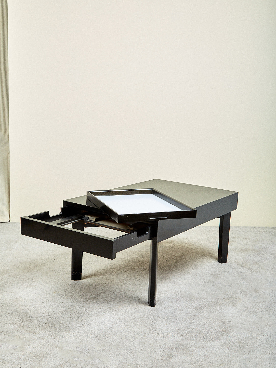 ネルデザインワークス　EXTENSION TABLE Extension Coffee Table Model 4652 by George Nelson – Coming Soon