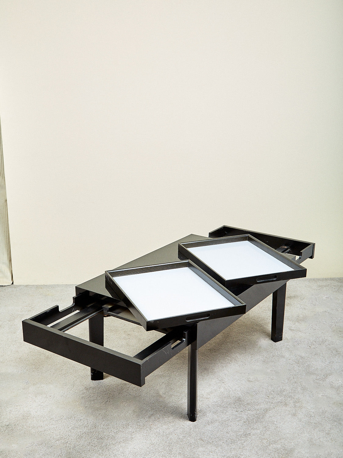 Extension Coffee Table Model 4652 by George Nelson