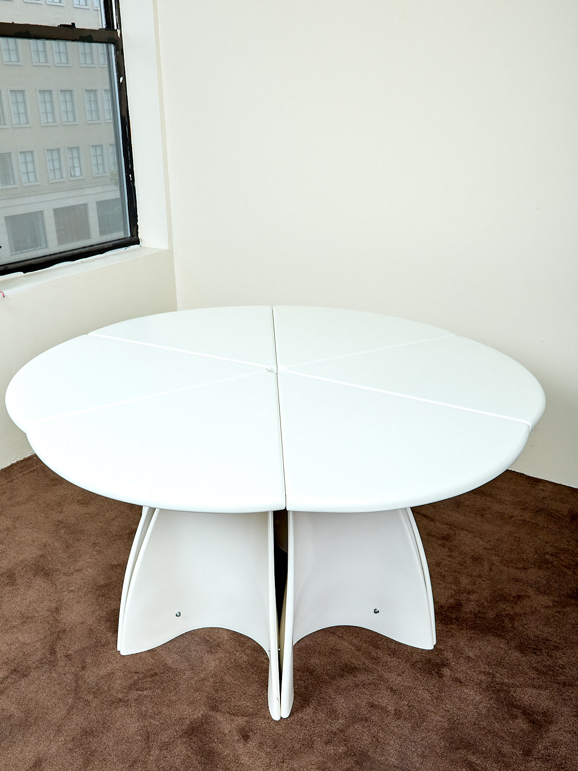 Vintage Petal Dining Table