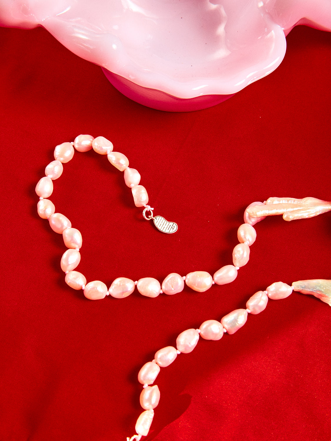 ★Gohar World★ブラウン Host Chicken Foot & Potatoネックレス Host Necklace w. Potato & Chicken Feet Pearls – Coming Soon