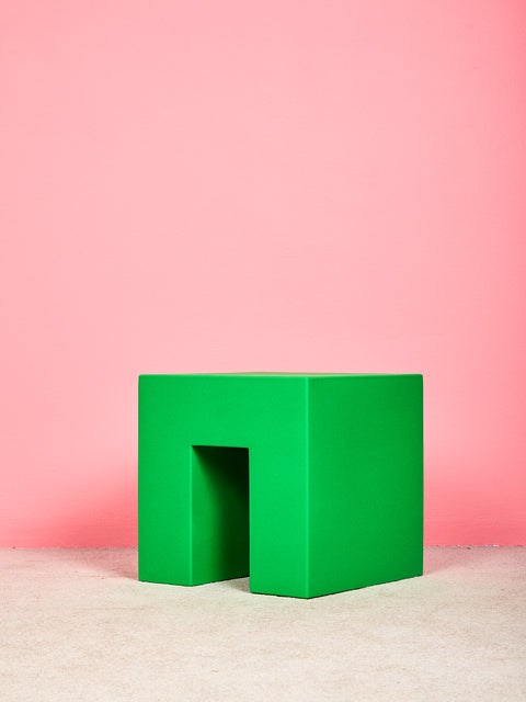 Vignelli Cube