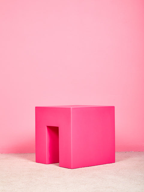 Vignelli Cube