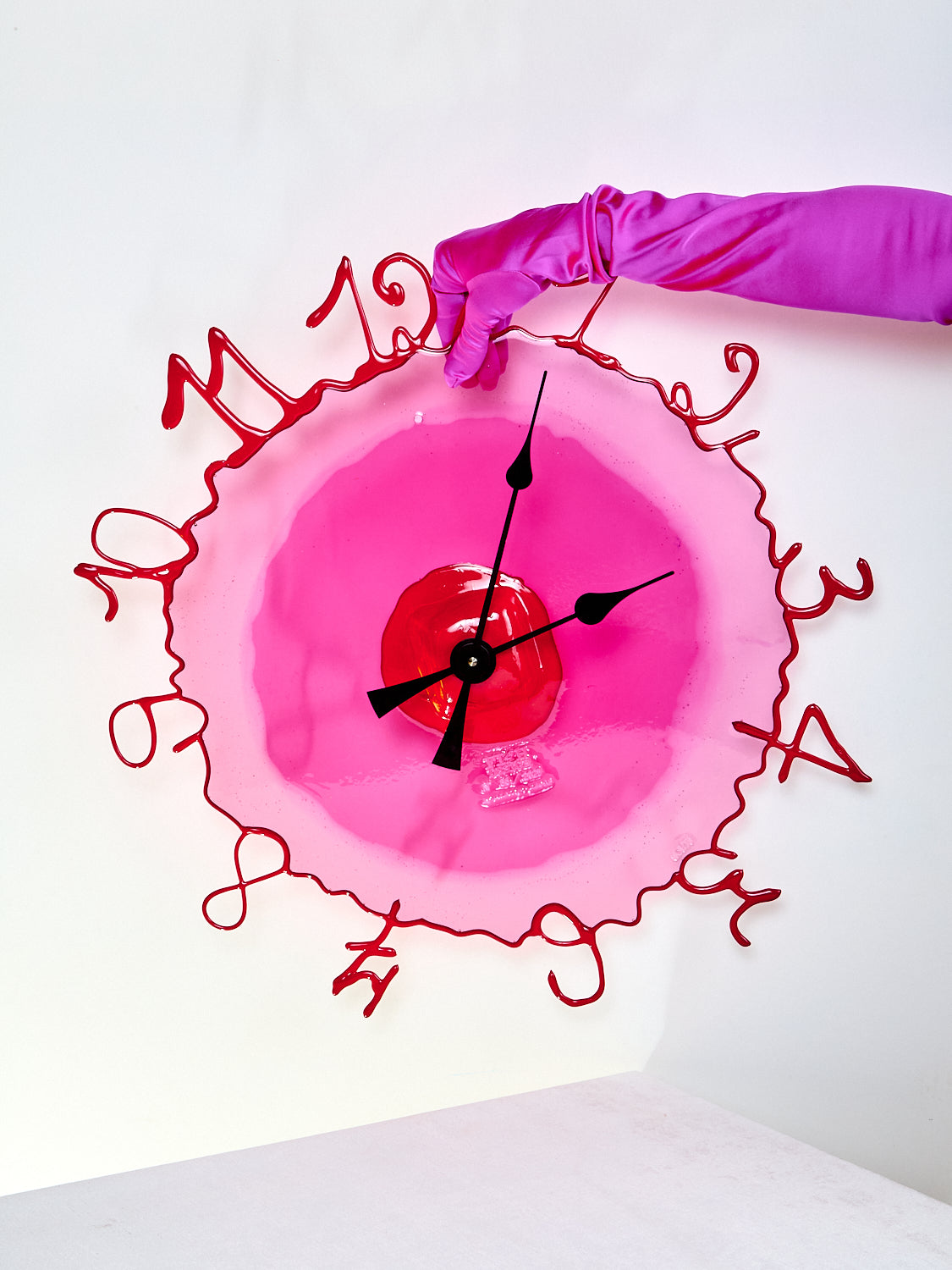 Round the Clock - Thumbnail 3