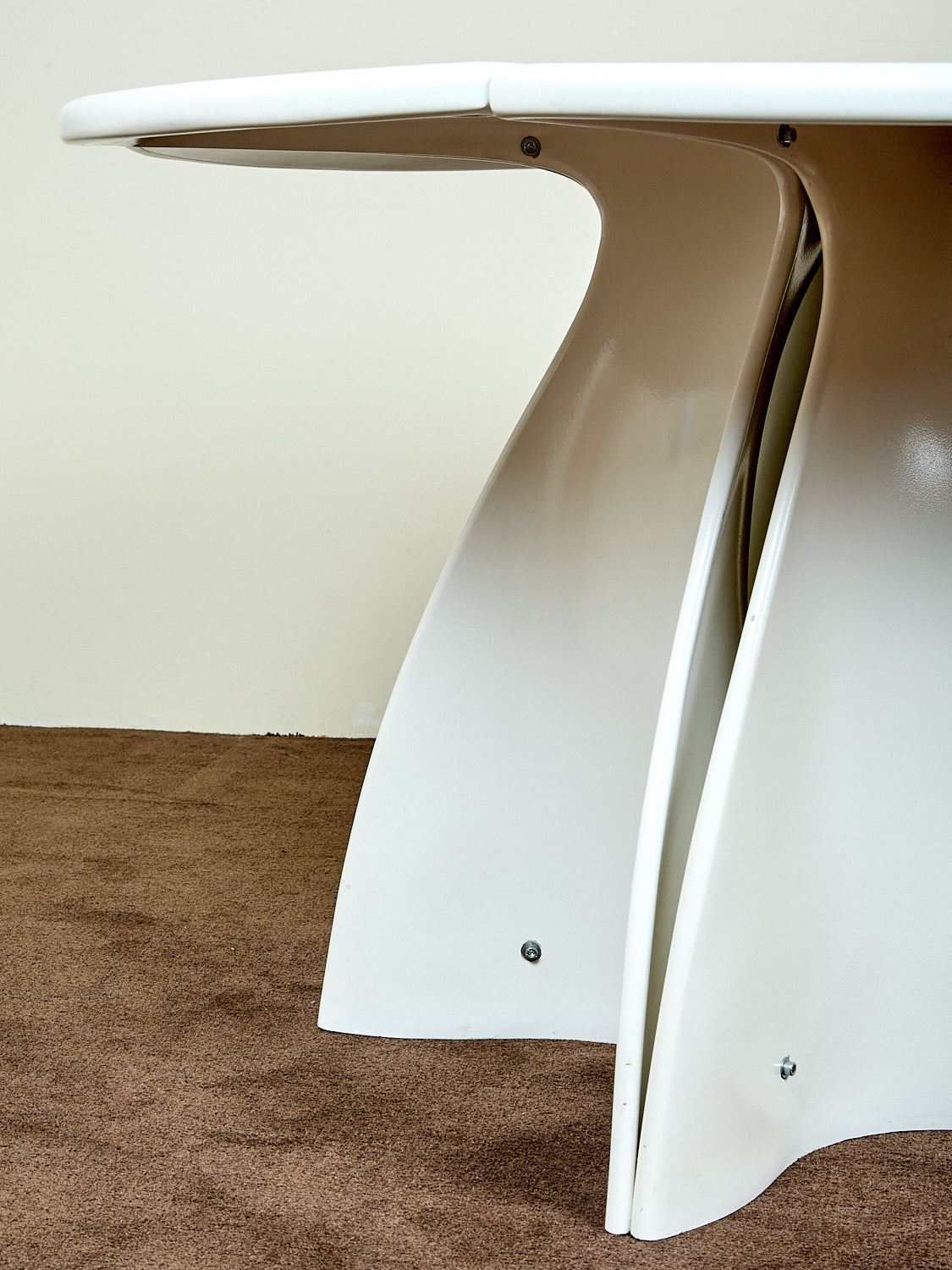 Vintage Petal Dining Table