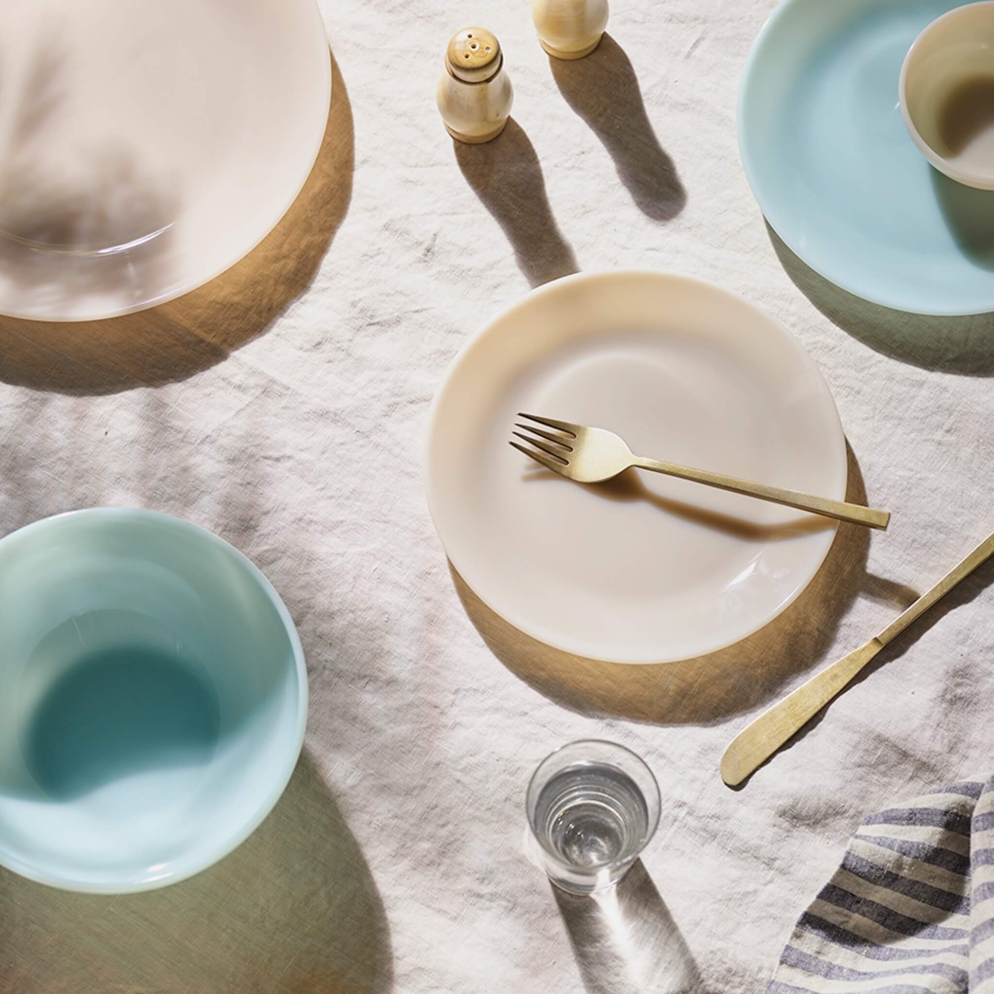 Milk Dinnerware