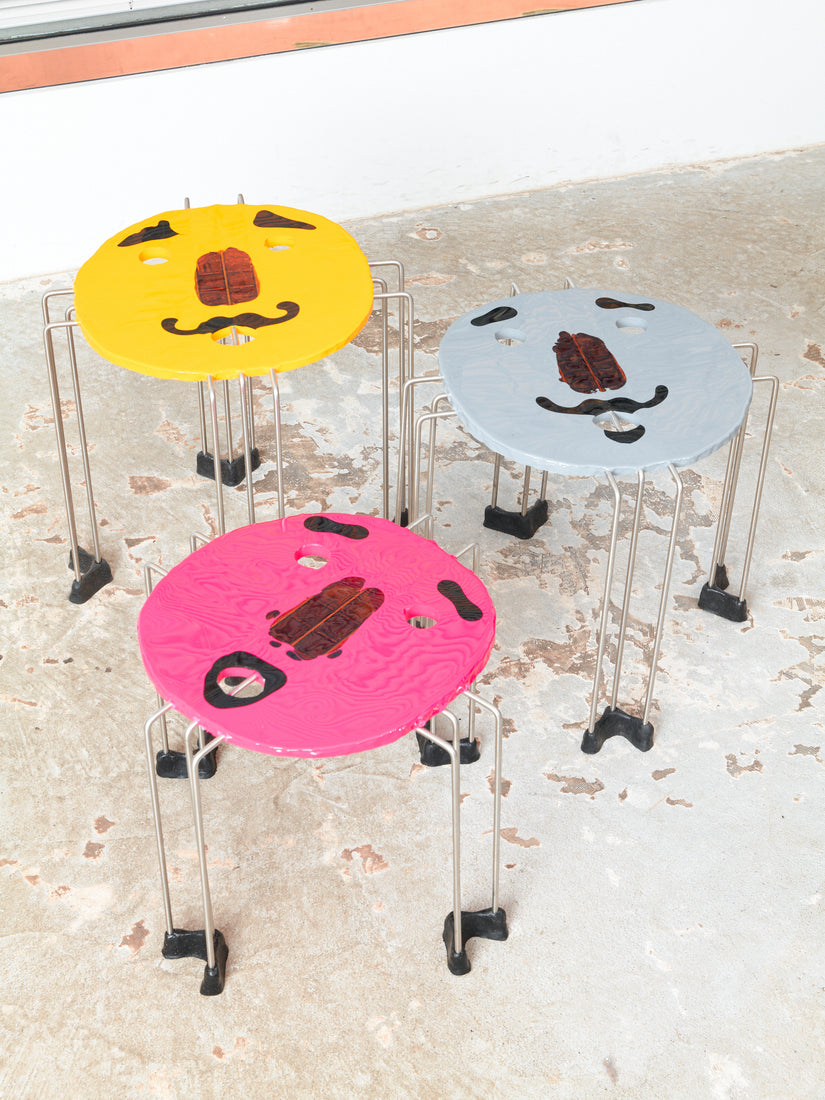 Triple Play Face Tables by Gaetano Pesce for Fish Design in 3 colors and heights.