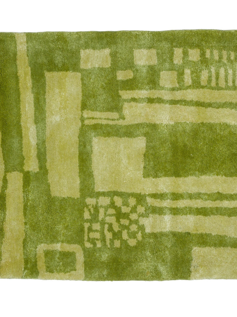 Aerial view of Battenberg rug in Match. Displayed on a white background.