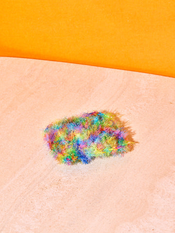A single rainbow sponge.