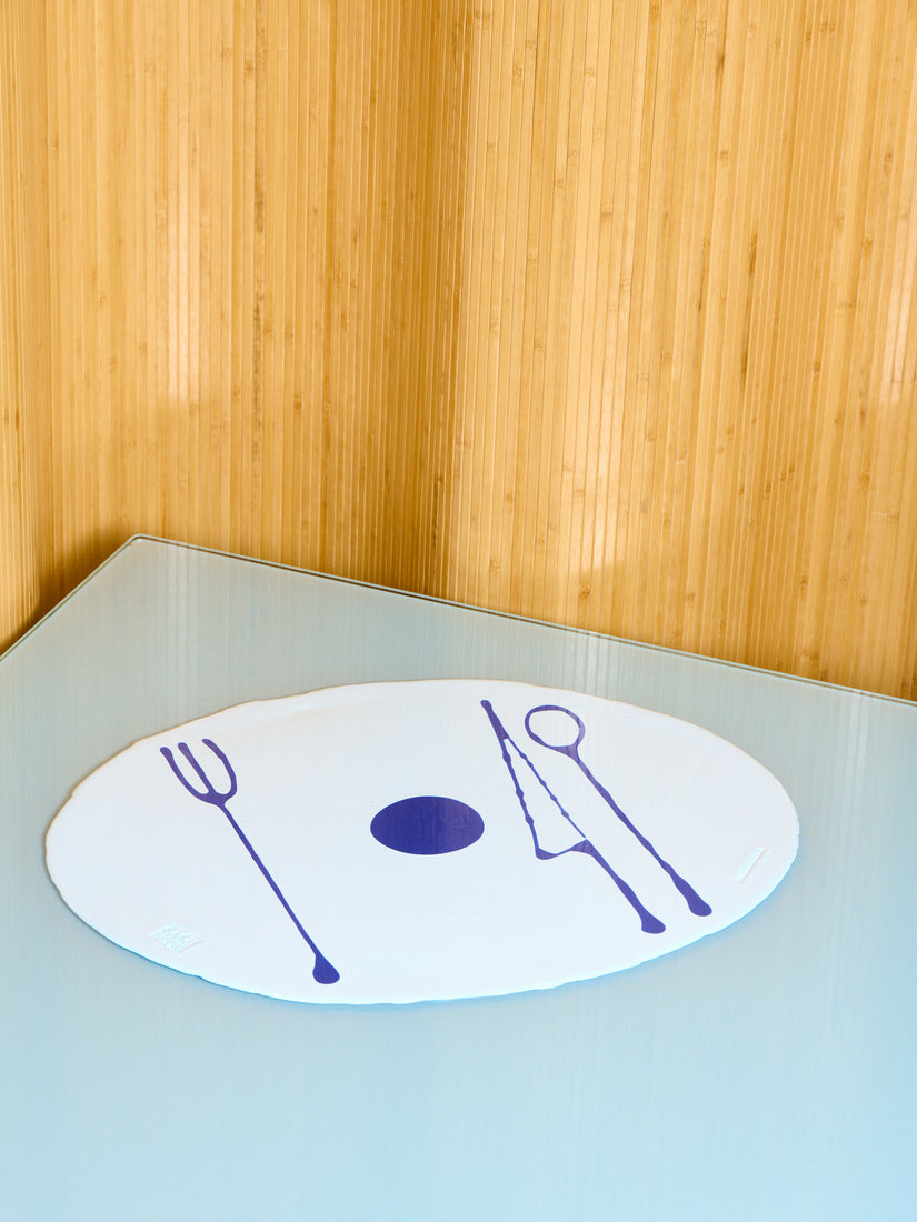 A single blue/blue Opaque Table-Mates Placemat by Gaetano Pesce for Fish Design.