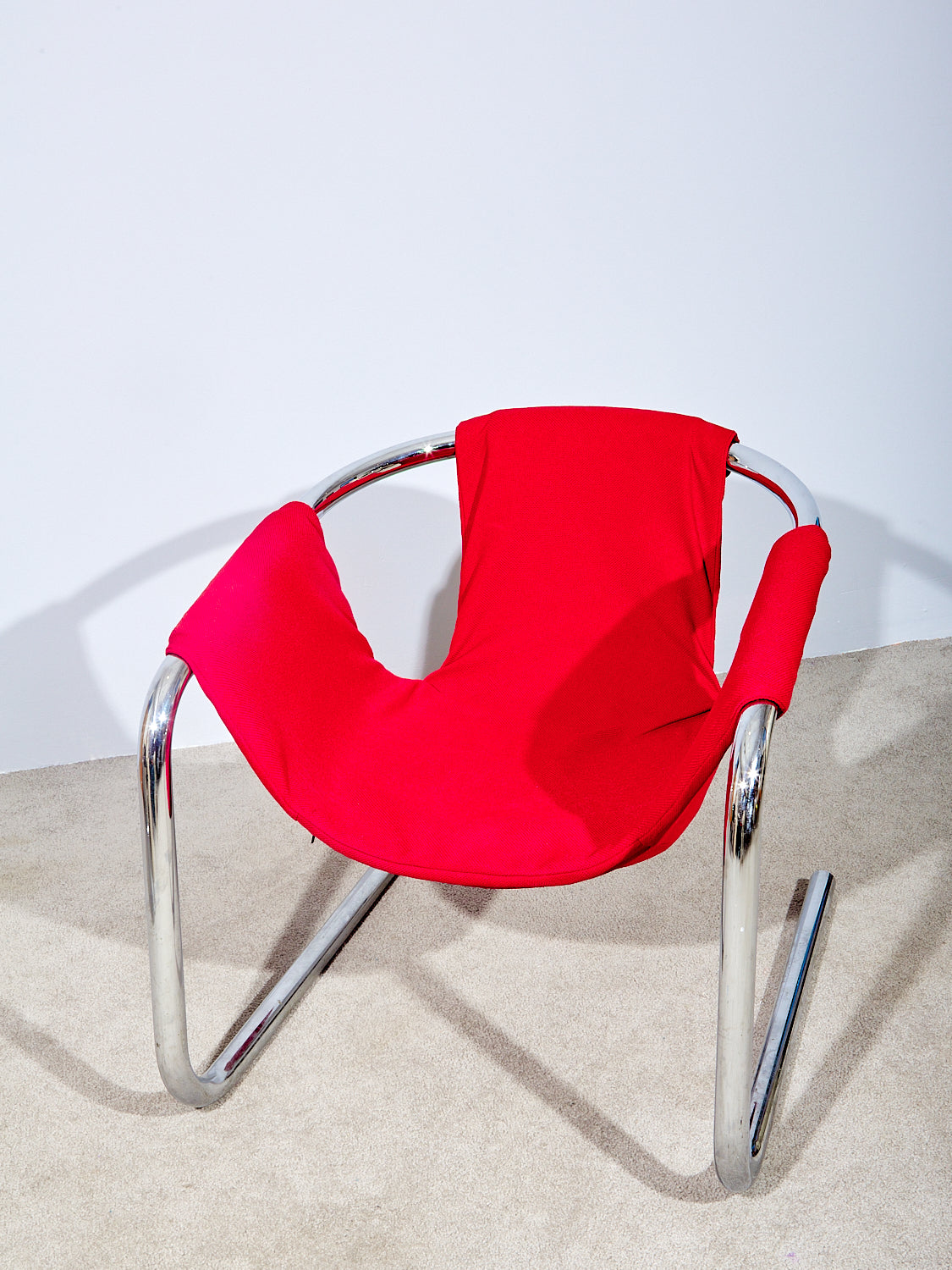 Vintage Zermatt Sling Chair in red.